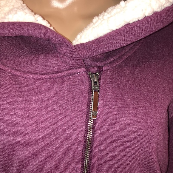 ROXY Red Hooded Jacket. NWT. M - Picture 2 of 10